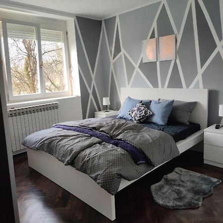 Apartman M&M'S Apartment Карловац Екстериор снимка